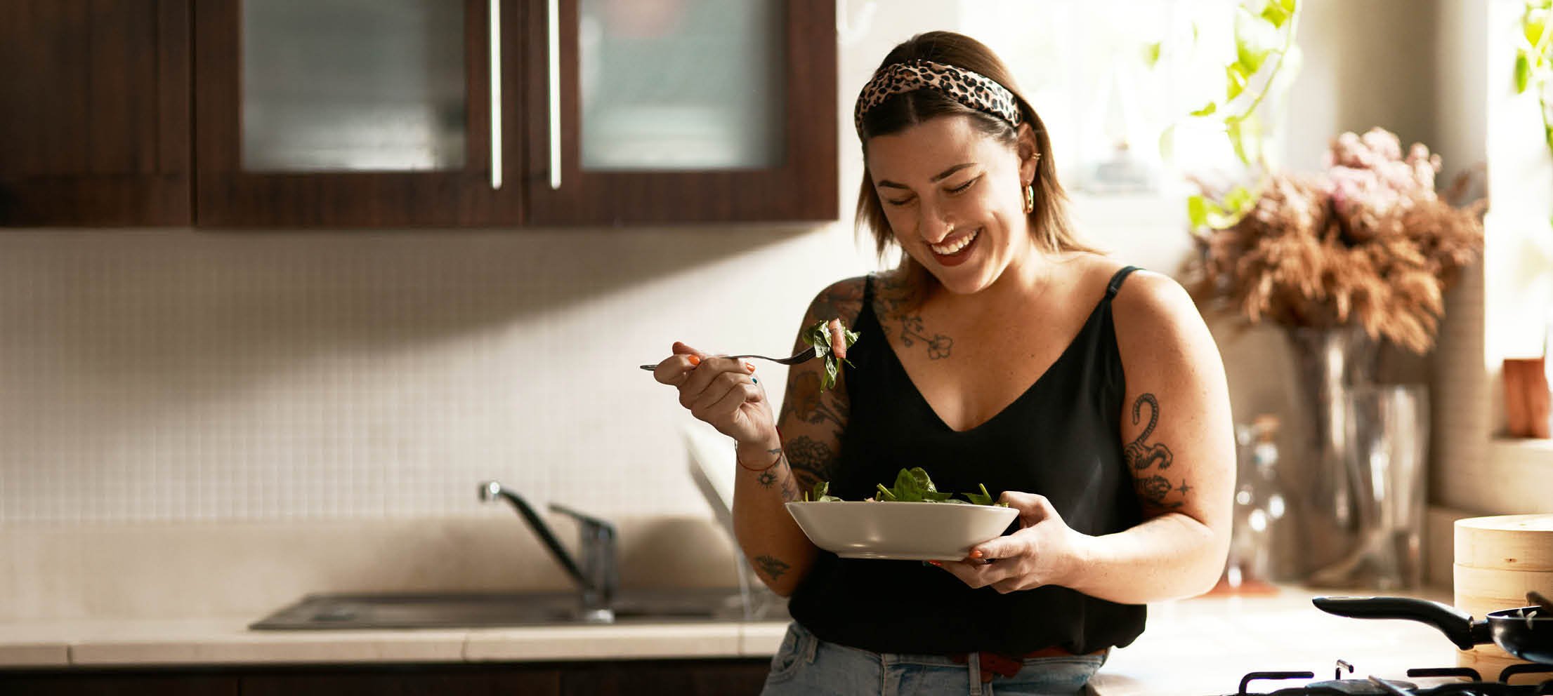 card-image-woman-with-bowl
